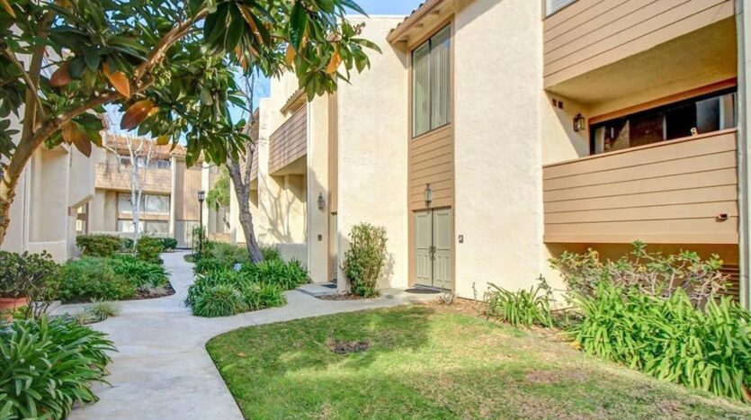 26311 W Plata Ln - Calabasas - California - 3 bed, 2.5 bath rental property