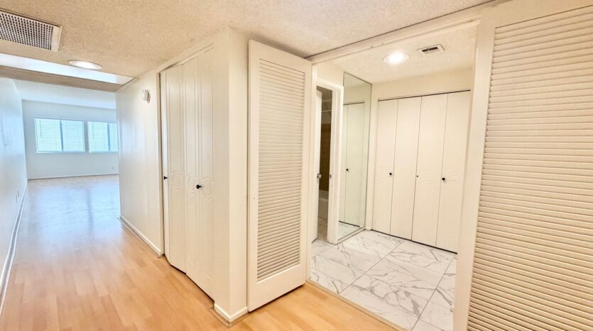 277 E Alejo Rd Unit 125 - Palm Springs - California - 1 bath rental property