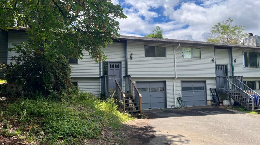 2772 SE Van Water St - Milwaukie - Oregon - 3 bed, 2 bath rental property
