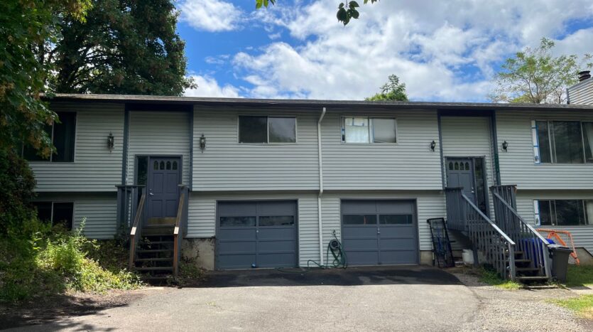 2772 SE Van Water St - Milwaukie - Oregon - 3 bed, 2 bath rental property