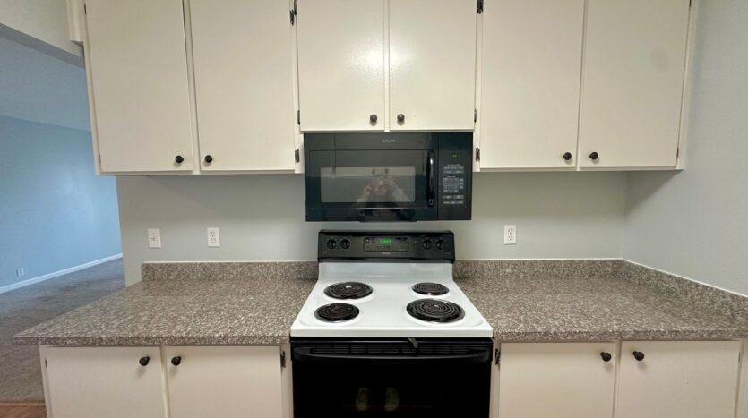 2800 Dover Ave - Fairfield - California - 1 bed, 1 bath rental property