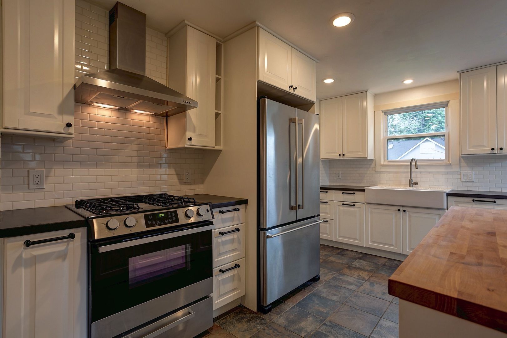 2803 Birchwood Ave. - Bellingham - Washington - 2 bed, 1 bath rental property