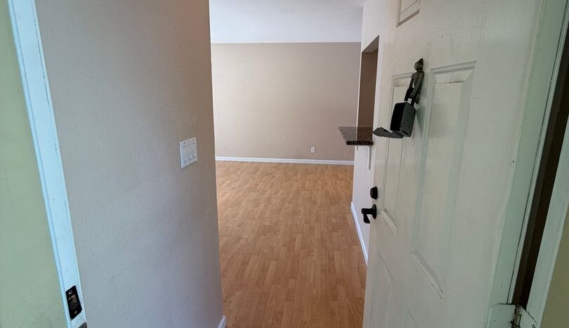 2827 Monument Blvd Apt 24 - Concord - California - 1 bed, 1 bath rental property