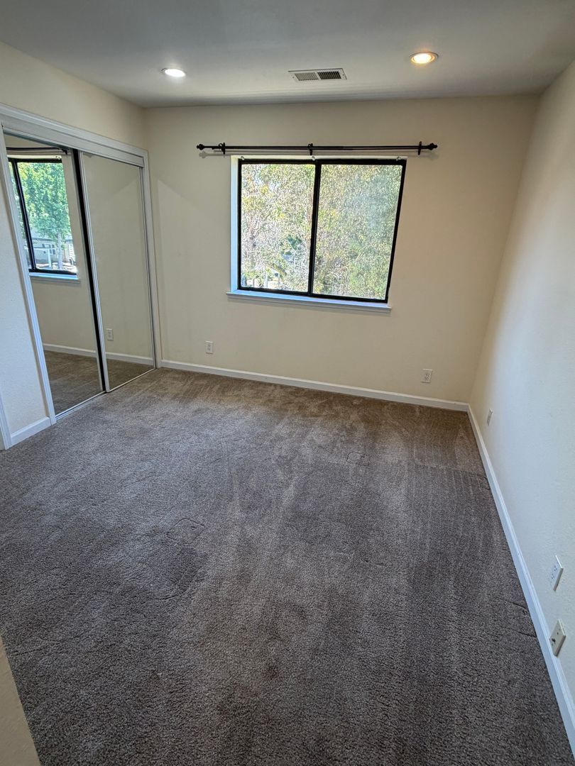 2827 Monument Blvd Apt 24 - Concord - California - 1 bed, 1 bath rental property