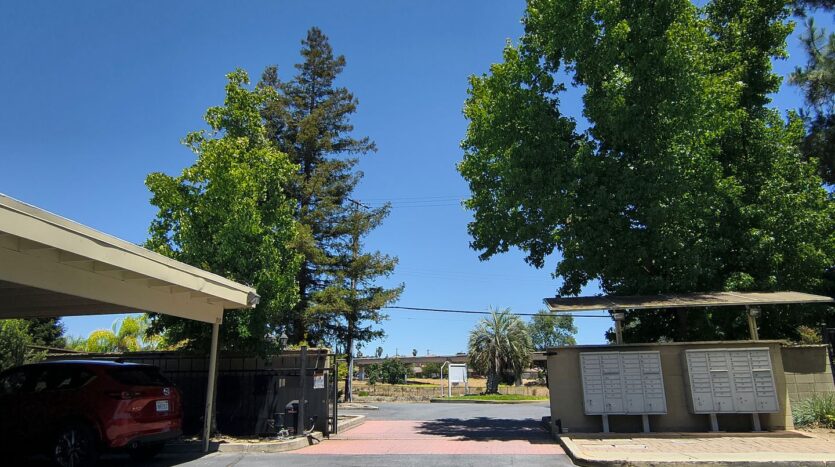 2827 Monument Blvd Apt 24 - Concord - California - 1 bed, 1 bath rental property