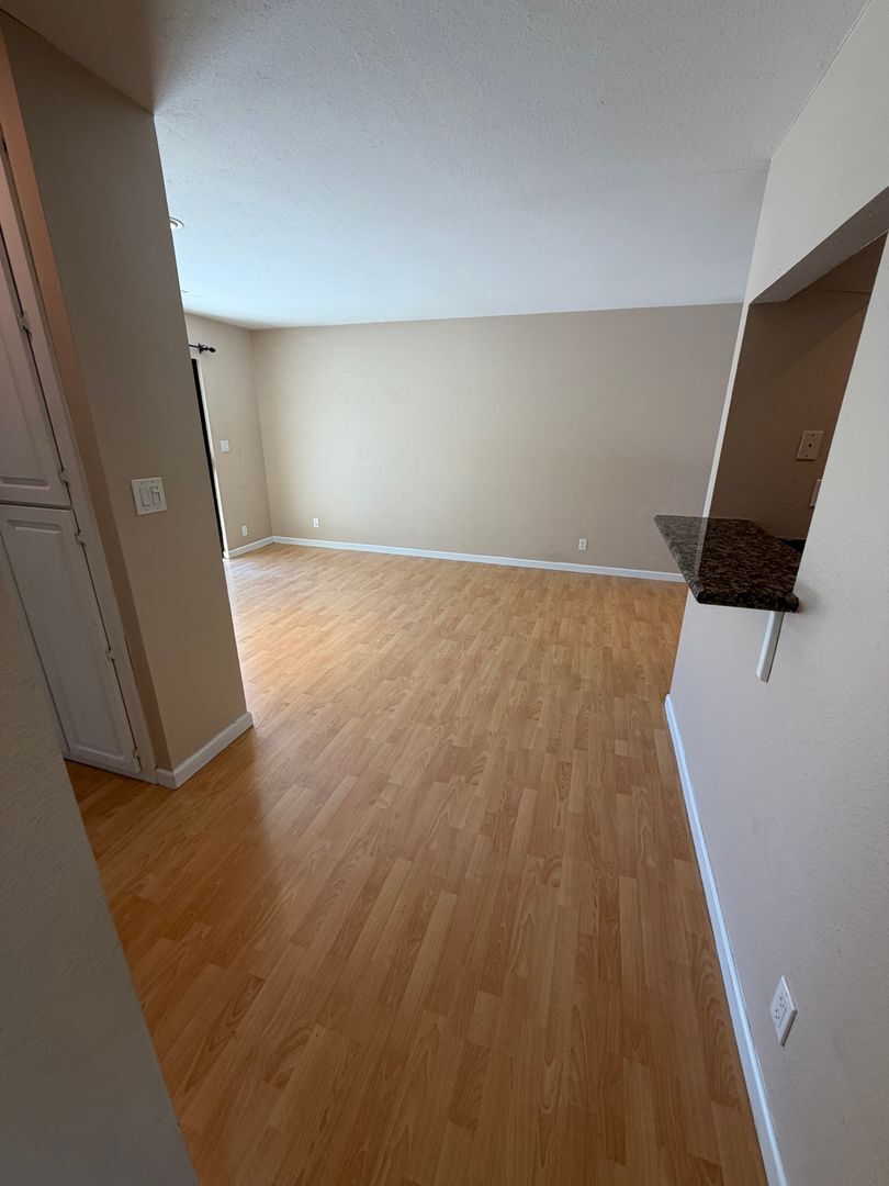 2827 Monument Blvd Apt 24 - Concord - California - 1 bed, 1 bath rental property