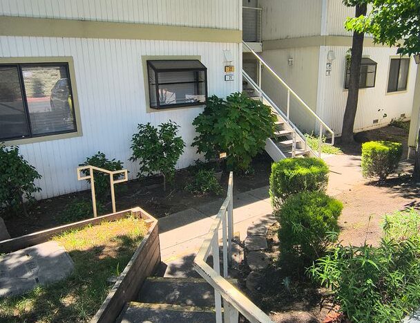 2827 Monument Blvd Apt 24 - Concord - California - 1 bed, 1 bath rental property