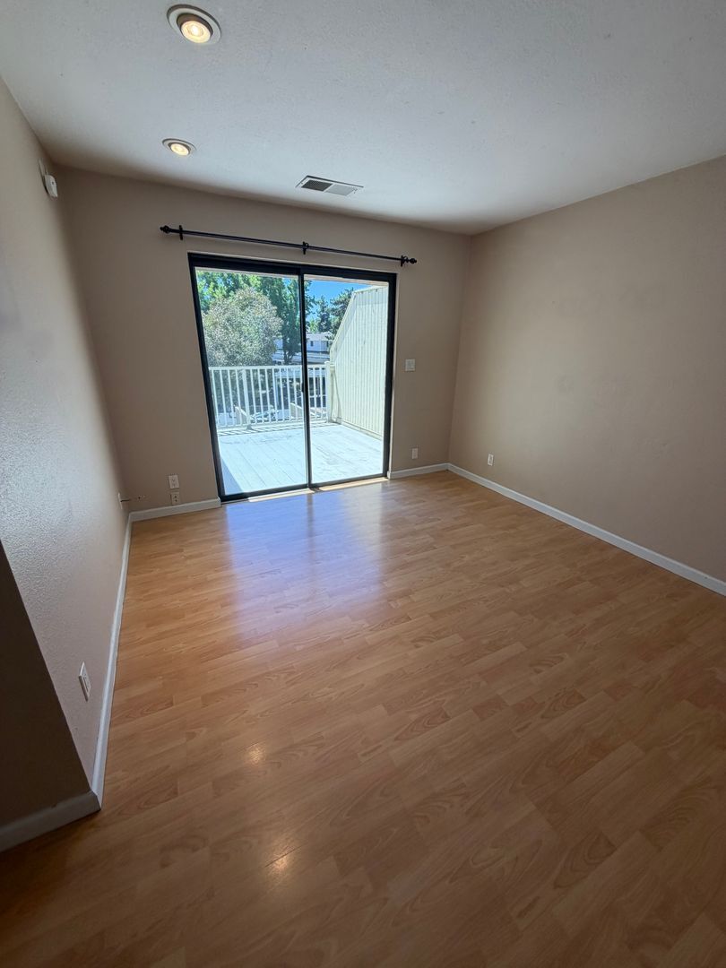 2827 Monument Blvd Apt 24 - Concord - California - 1 bed, 1 bath rental property