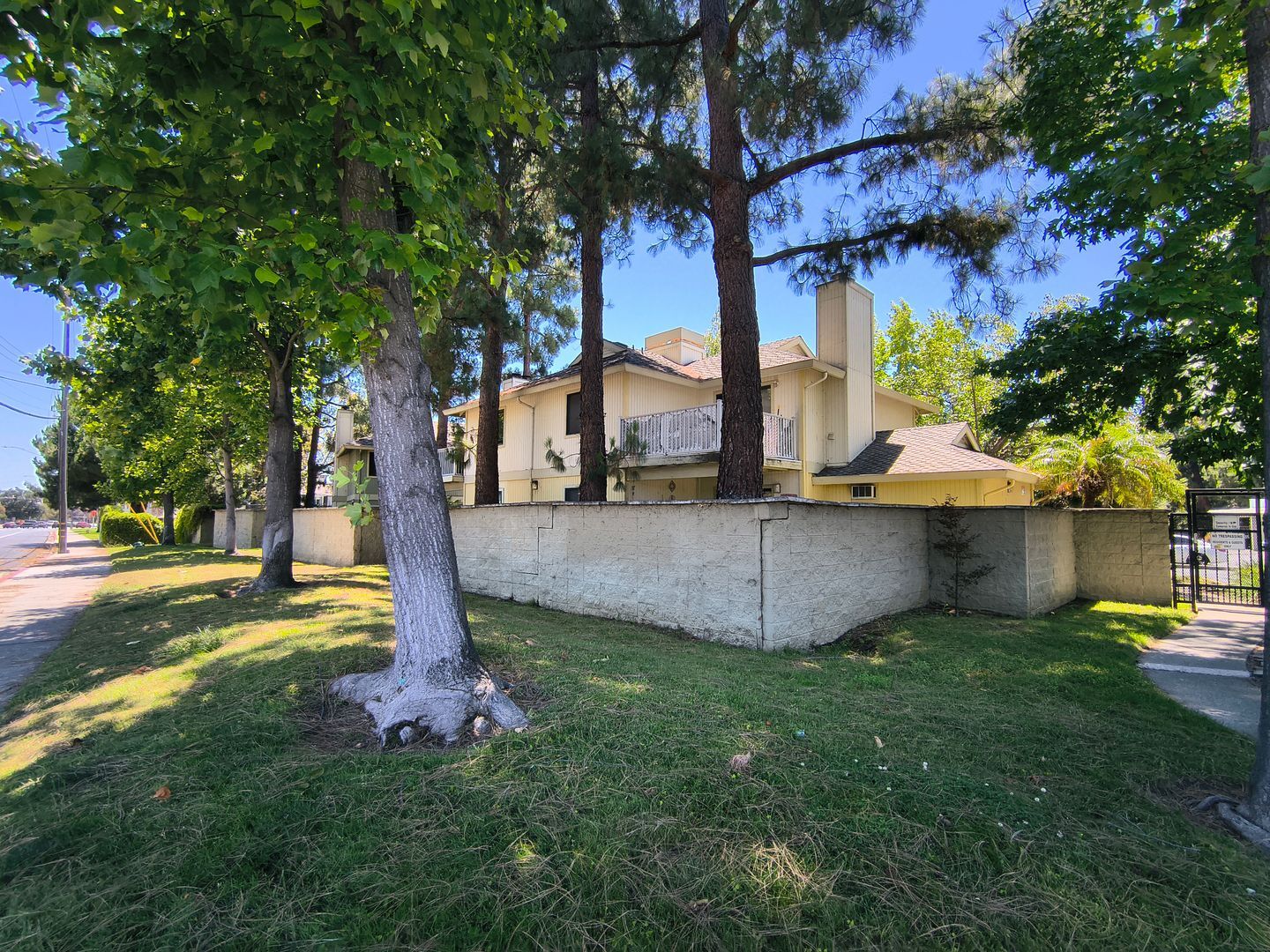 2827 Monument Blvd Apt 24 - Concord - California - 1 bed, 1 bath rental property