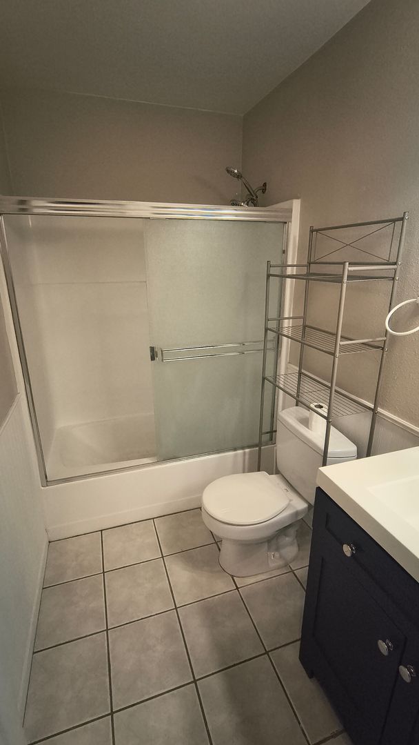 2827 Monument Blvd Apt 24 - Concord - California - 1 bed, 1 bath rental property
