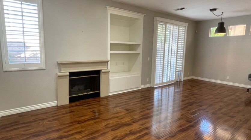2884 Capella Way  - Thousand Oaks - California - 3 bed, 2.5 bath rental property