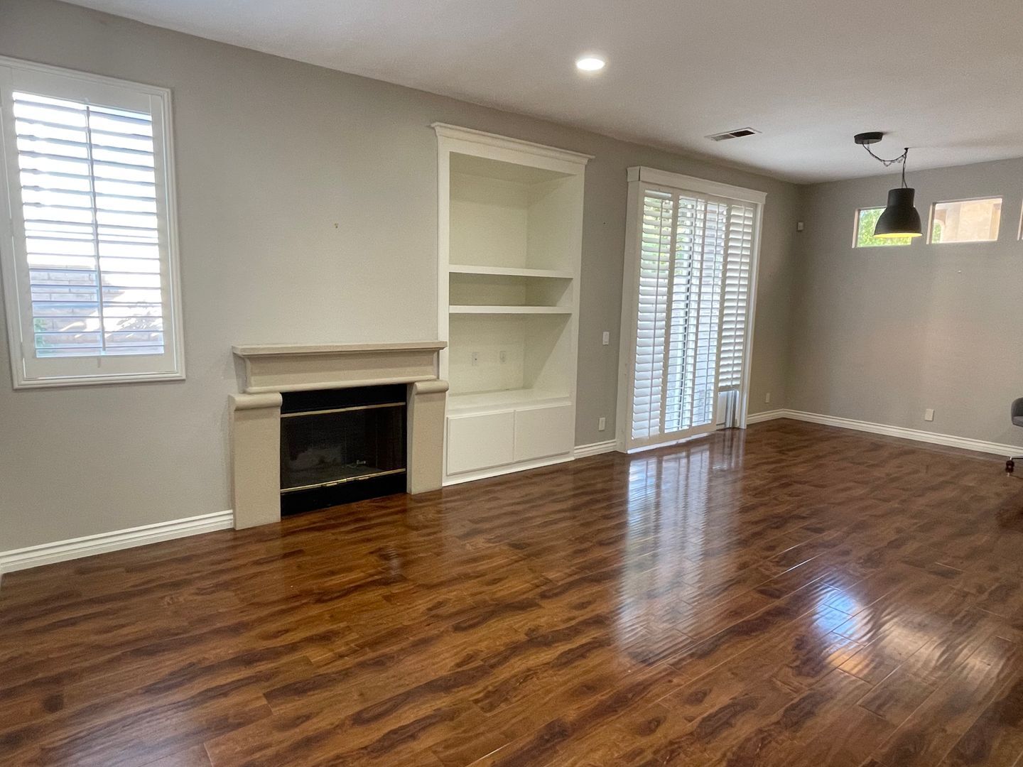 2884 Capella Way  - Thousand Oaks - California - 3 bed, 2.5 bath rental property
