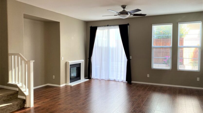 289 Tiburon Dr  #186 - Chula Vista - California - 2 bed, 2.5 bath rental property