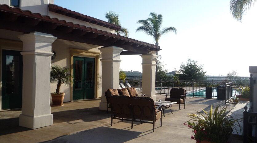 289 Tiburon Dr  #186 - Chula Vista - California - 2 bed, 2.5 bath rental property