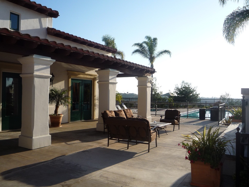 289 Tiburon Dr  #186 - Chula Vista - California - 2 bed, 2.5 bath rental property