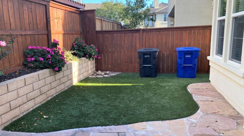 289 Tiburon Dr  #186 - Chula Vista - California - 2 bed, 2.5 bath rental property