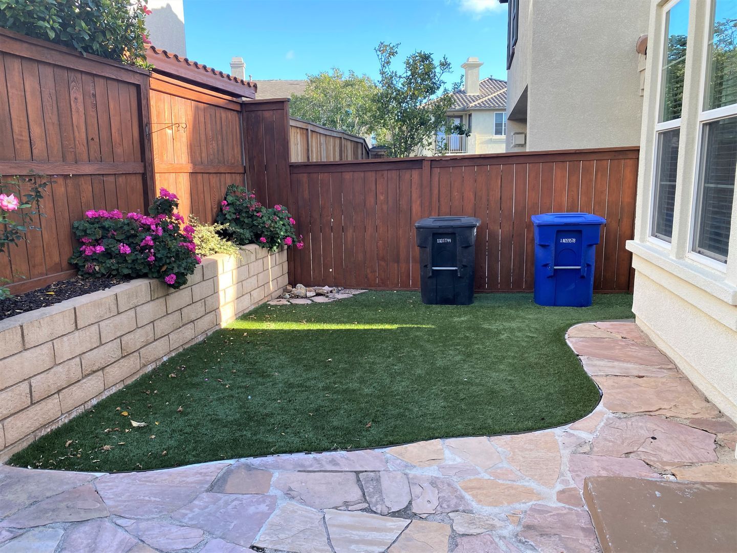 289 Tiburon Dr  #186 - Chula Vista - California - 2 bed, 2.5 bath rental property