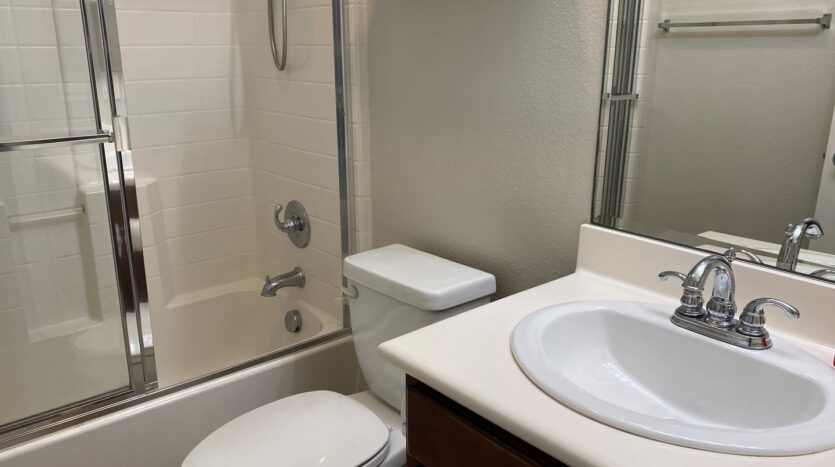 289 Tiburon Dr  #186 - Chula Vista - California - 2 bed, 2.5 bath rental property