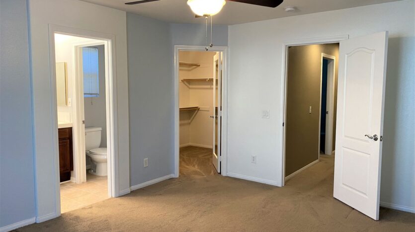 289 Tiburon Dr  #186 - Chula Vista - California - 2 bed, 2.5 bath rental property