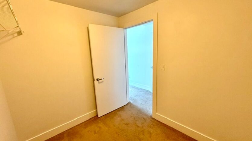 2911 2nd Avenue  Unit #907 - Seattle - Washington - 1 bed, 1 bath rental property