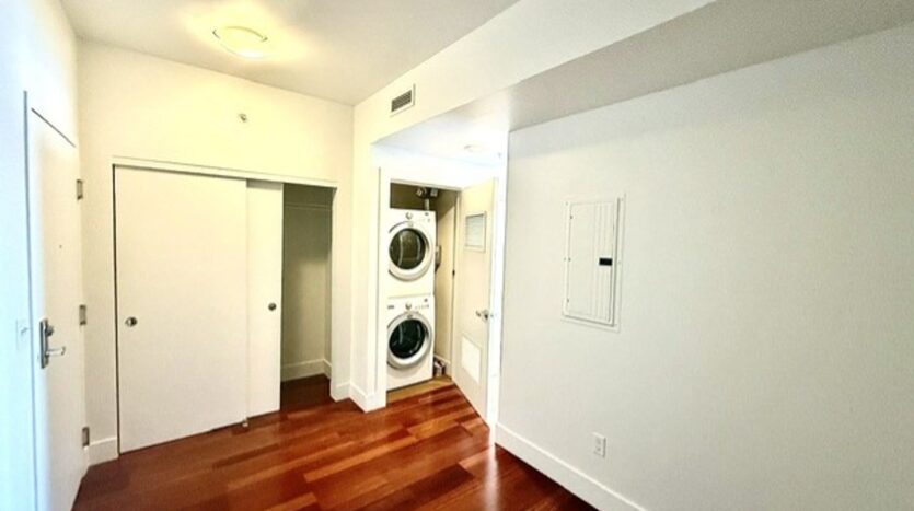 2911 2nd Avenue  Unit #907 - Seattle - Washington - 1 bed, 1 bath rental property
