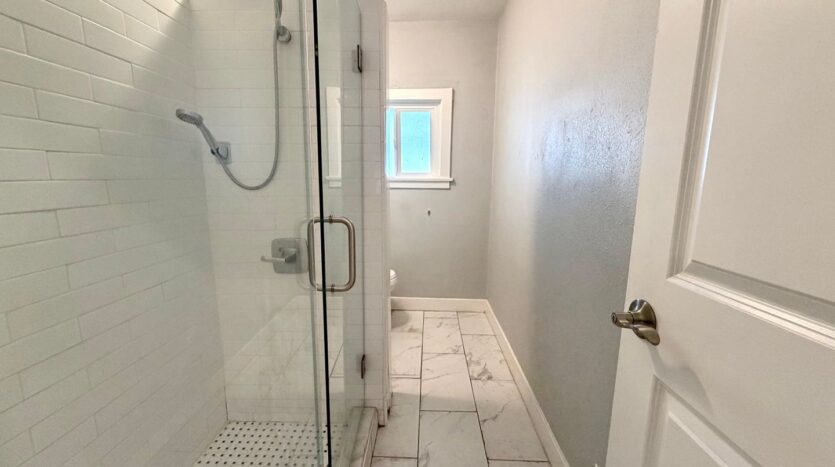 3056 Crescent Way  - Thousand Oaks - California - 2 bed, 1 bath rental property