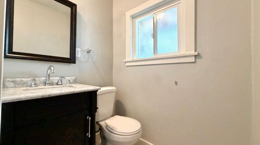3056 Crescent Way  - Thousand Oaks - California - 2 bed, 1 bath rental property