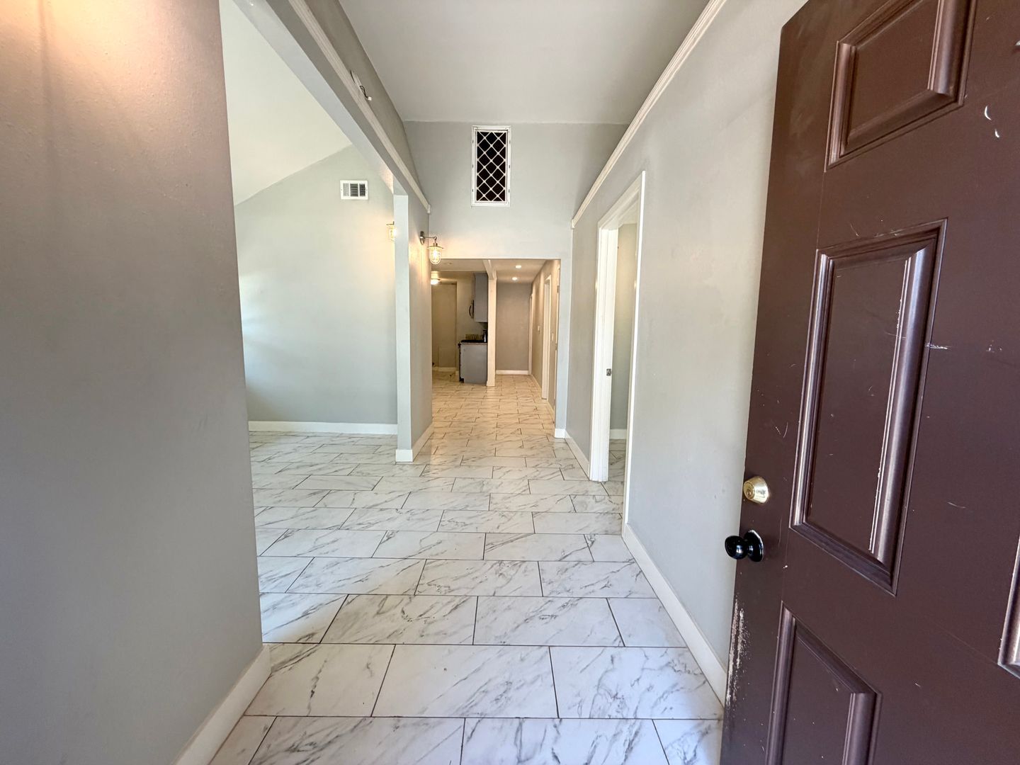 3056 Crescent Way  - Thousand Oaks - California - 2 bed, 1 bath rental property