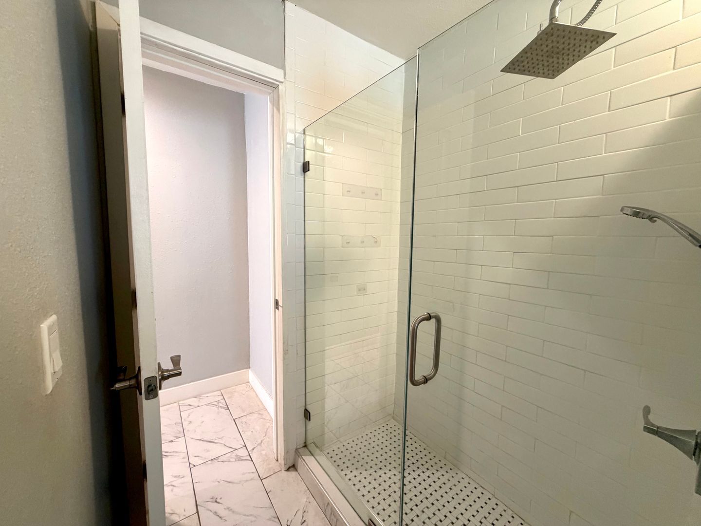 3056 Crescent Way  - Thousand Oaks - California - 2 bed, 1 bath rental property