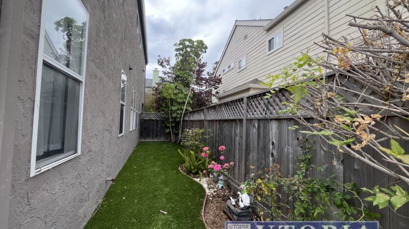 313 Village Circle   - Santa Cruz - California - 3 bed, 2.5 bath rental property