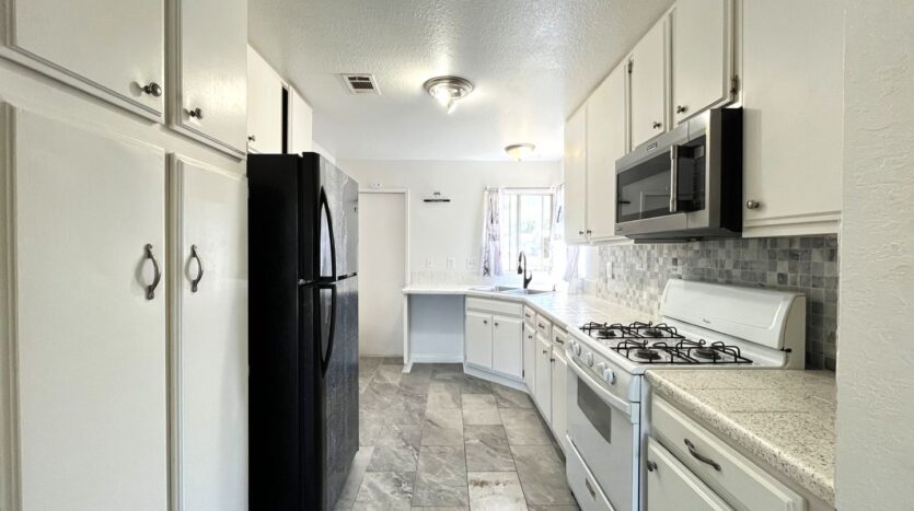 3177 17th St. - Highland - California - 4 bed, 2 bath rental property