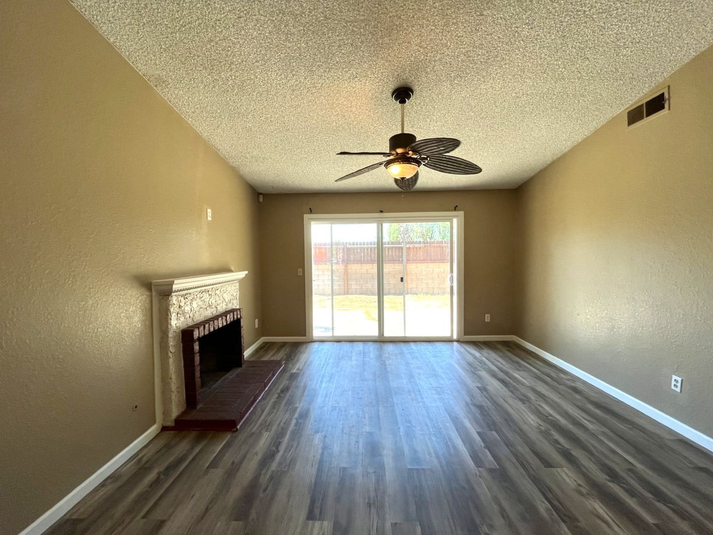 3177 17th St. - Highland - California - 4 bed, 2 bath rental property