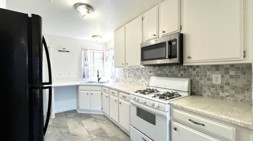 3177 17th St. - Highland - California - 4 bed, 2 bath rental property