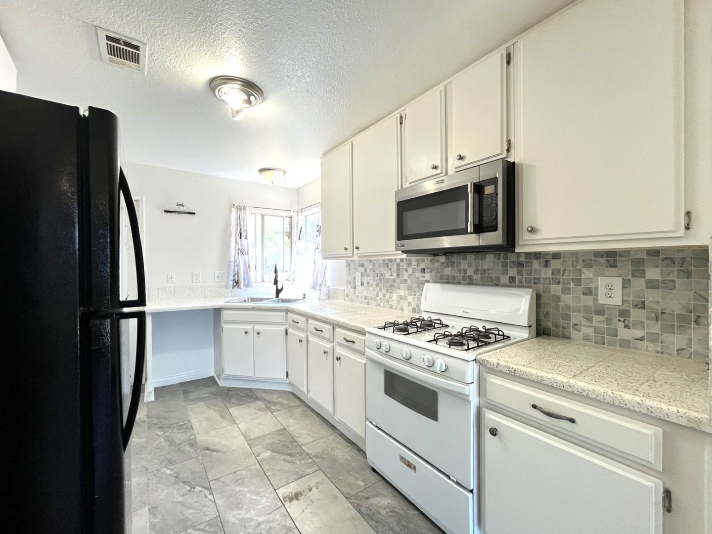 3177 17th St. - Highland - California - 4 bed, 2 bath rental property