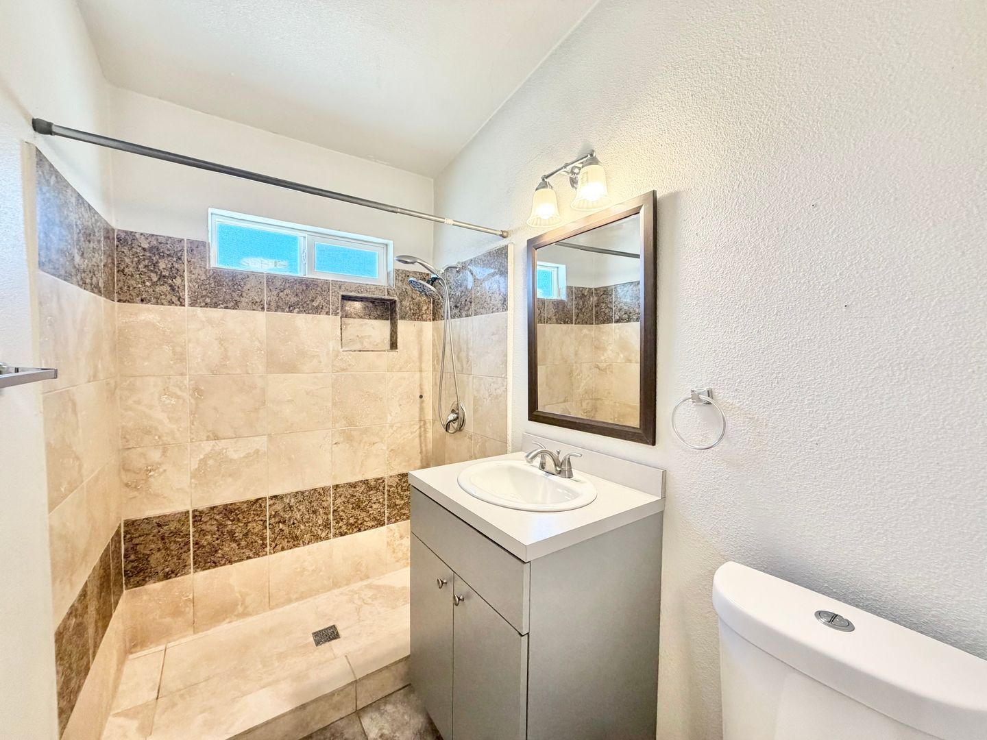 31890 Avenida La Paloma - Unit A - Cathedral City - California - 1 bed, 1 bath rental property