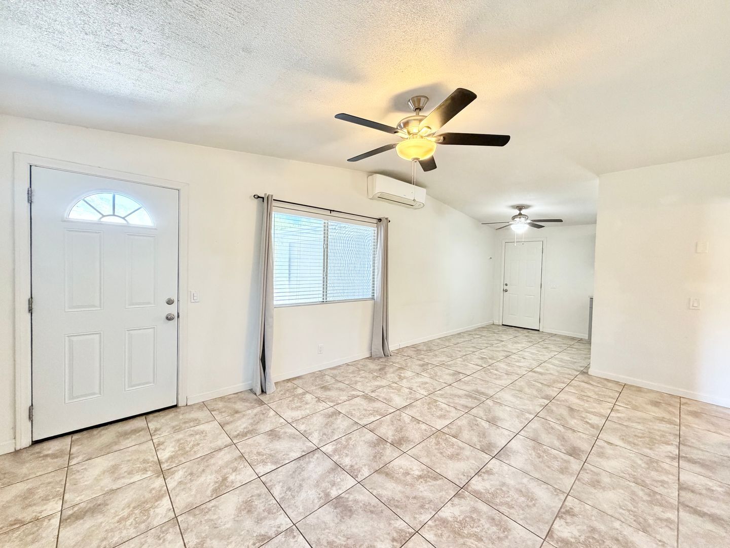 31890 Avenida La Paloma - Unit A - Cathedral City - California - 1 bed, 1 bath rental property