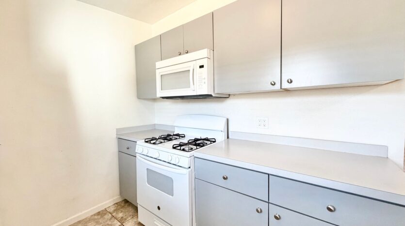 31890 Avenida La Paloma - Unit A - Cathedral City - California - 1 bed, 1 bath rental property