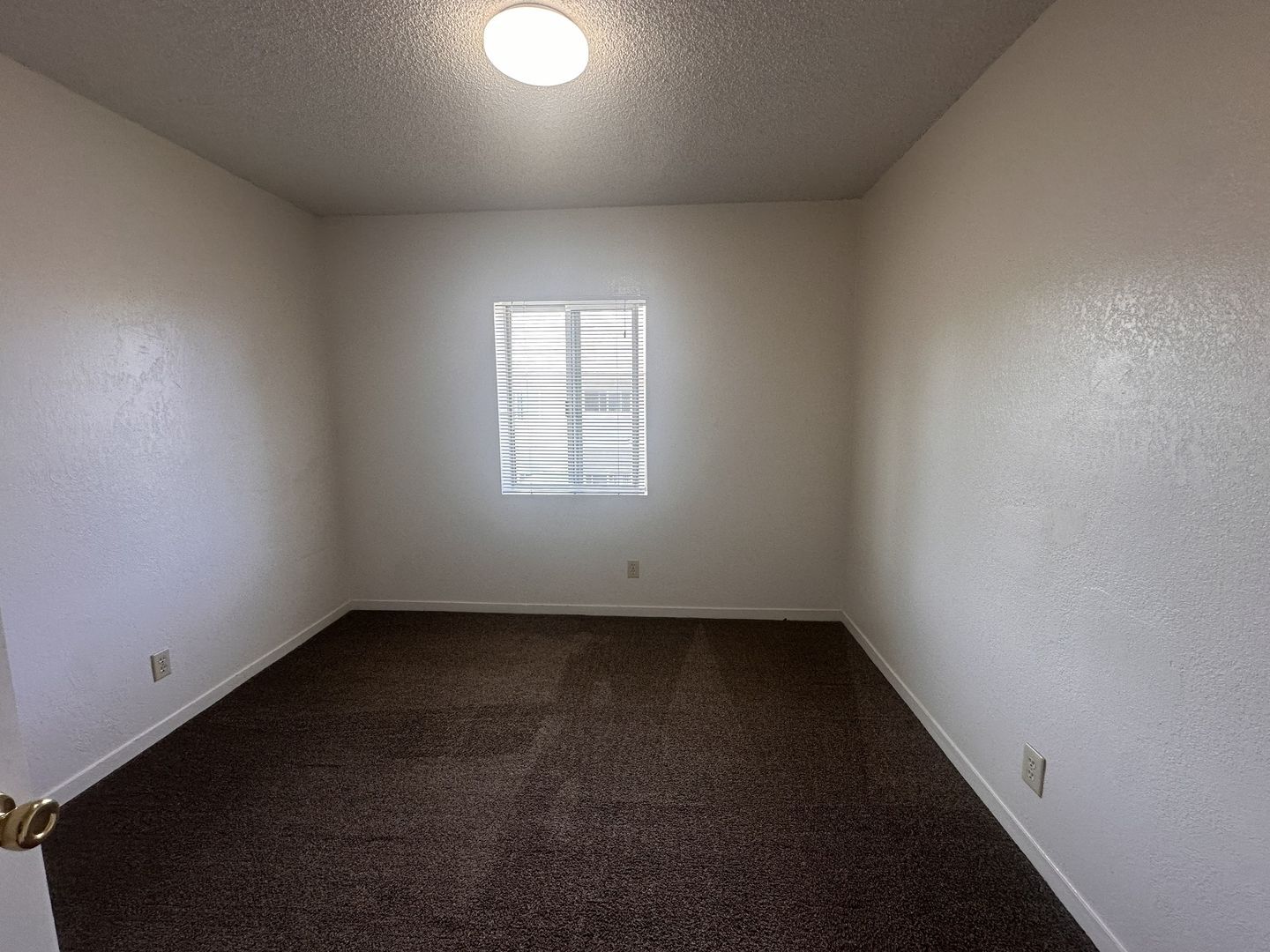 325 Alexander Avenue - #7 - Susanville - California - 2 bed, 1 bath rental property