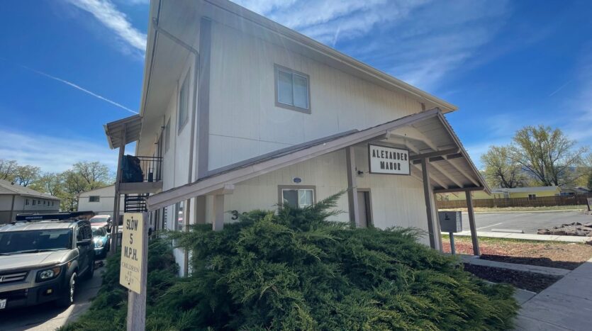 325 Alexander Avenue - #7 - Susanville - California - 2 bed, 1 bath rental property