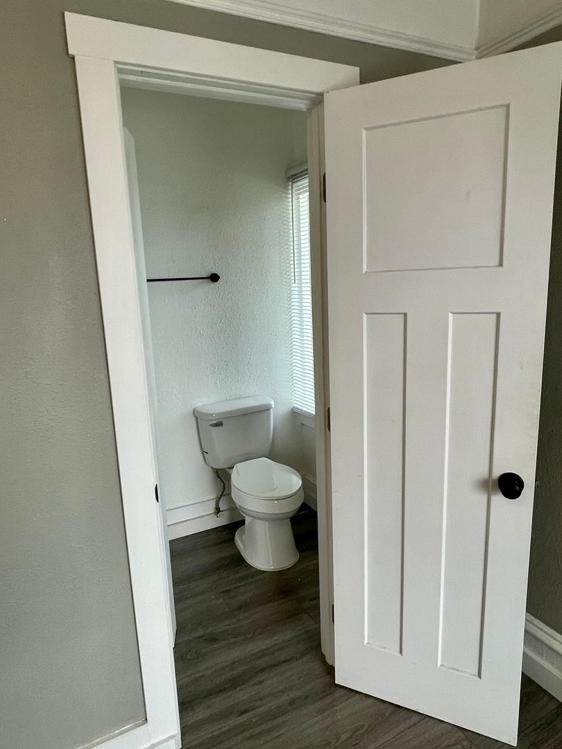 327 N. 4th St. - #3 - Mount Vernon - Washington - 1 bath rental property