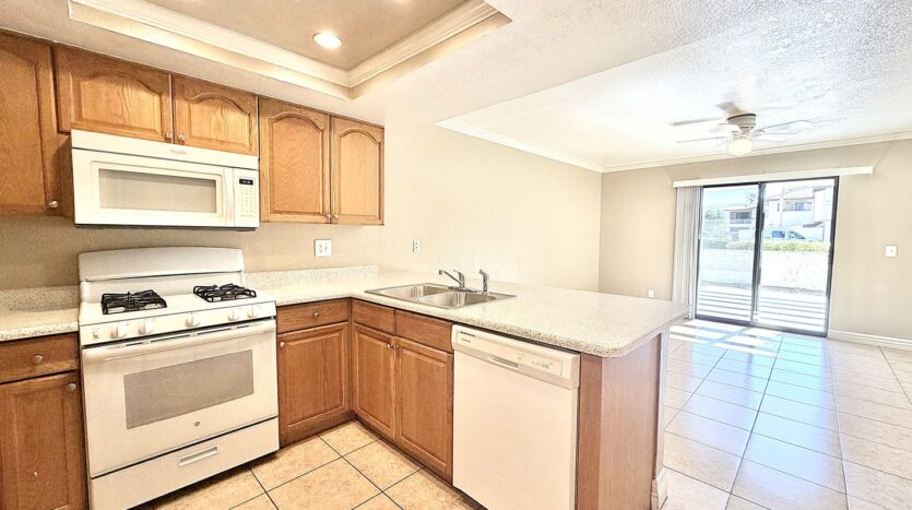 32945 Cielo Vista - B - Cathedral City - California - 3 bed, 2 bath rental property