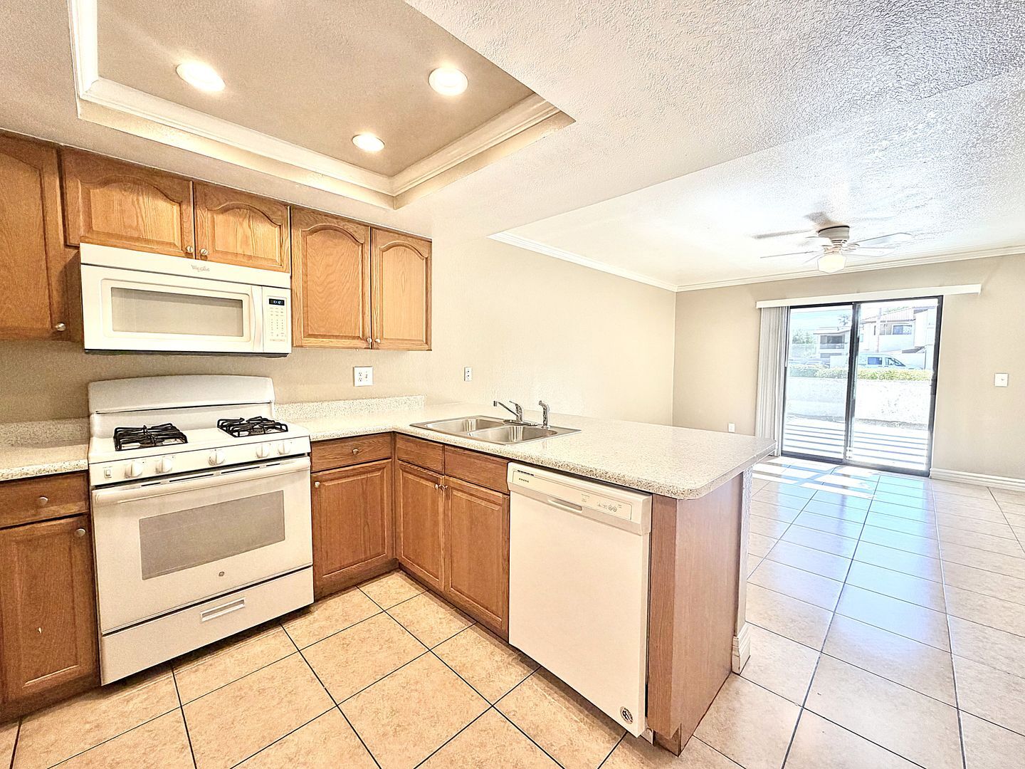 32945 Cielo Vista - B - Cathedral City - California - 3 bed, 2 bath rental property