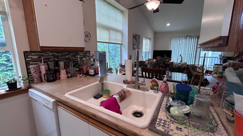 3340 Southbend Pl  - Bellingham - Washington - 2 bed, 1 bath rental property