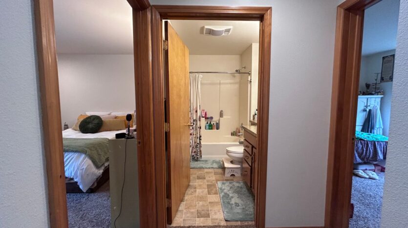 3340 Southbend Pl  - Bellingham - Washington - 2 bed, 1 bath rental property