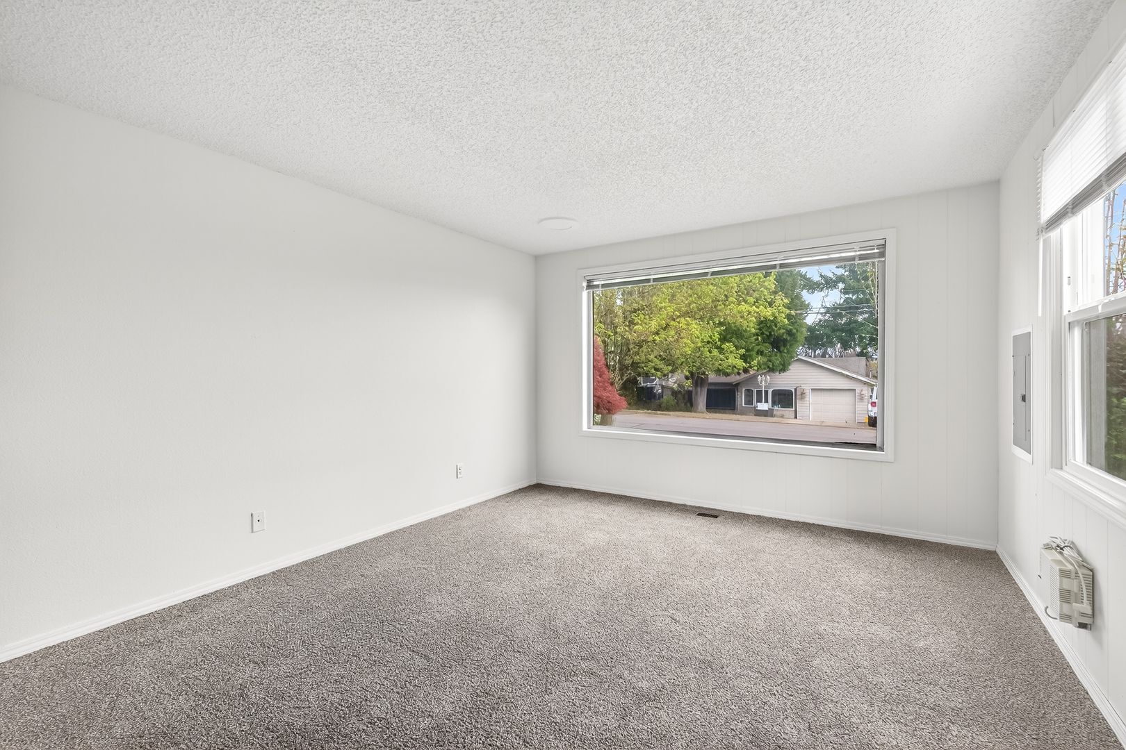 345 NW Norman Ave.  - Gresham - Oregon - 2 bed, 1 bath rental property