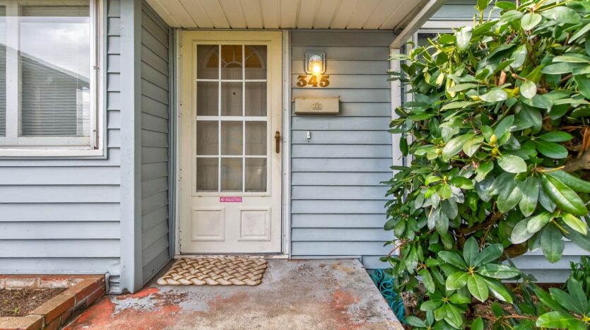345 NW Norman Ave.  - Gresham - Oregon - 2 bed, 1 bath rental property