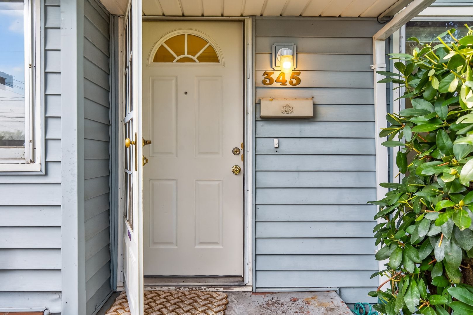 345 NW Norman Ave.  - Gresham - Oregon - 2 bed, 1 bath rental property