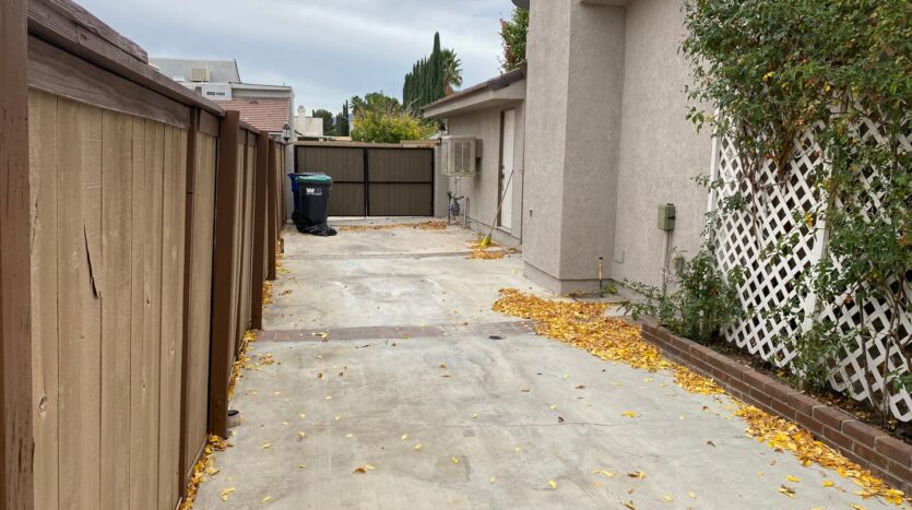 3611 Kim Ct. - Lancaster - California - 4 bed, 2 bath rental property