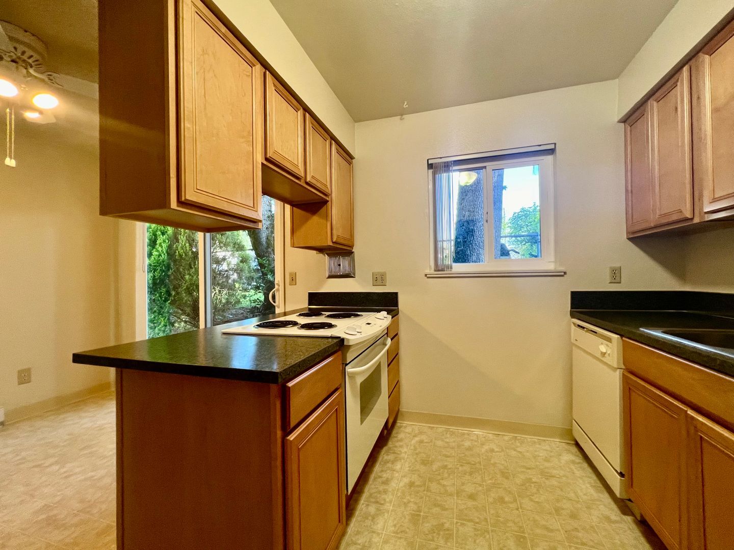 37950 HWY 26 - #7 - Sandy - Oregon - 2 bed, 1 bath rental property
