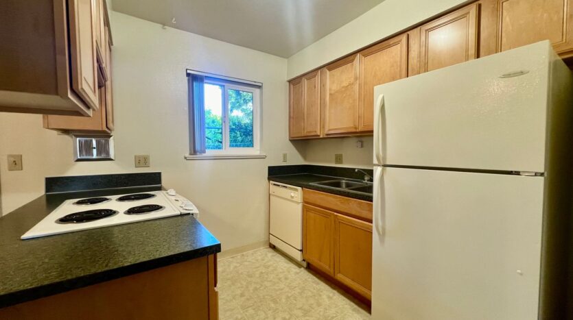 37950 HWY 26 - #7 - Sandy - Oregon - 2 bed, 1 bath rental property